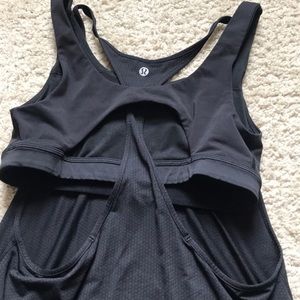 Women’s lululemon workout top